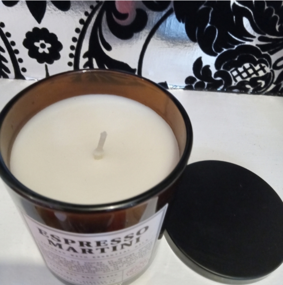 Espresso Martini Soy Wax Blend Candle NWT NEW WITH TAG - Picture 2 of 2